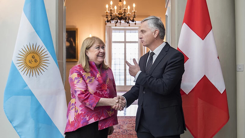 Die argentinische Aussenministerin Susana Malcorra und Bundesrat Didier Burkhalter im Wattenwyl-Haus in Bern.