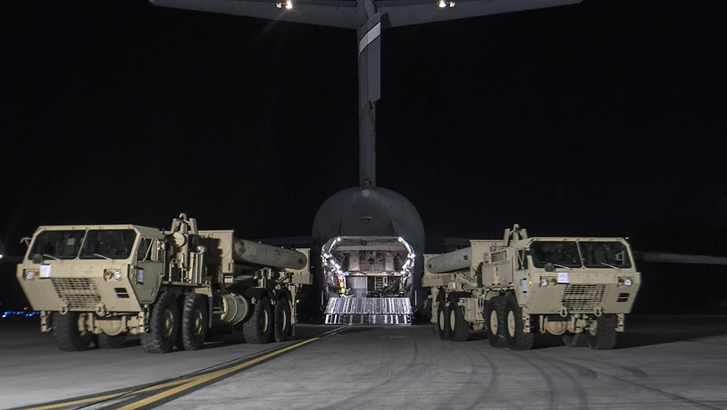 Ausrüstung für das US-Raketenabwehr-System THAAD wird in Südkorea entladen. (Archivbild)