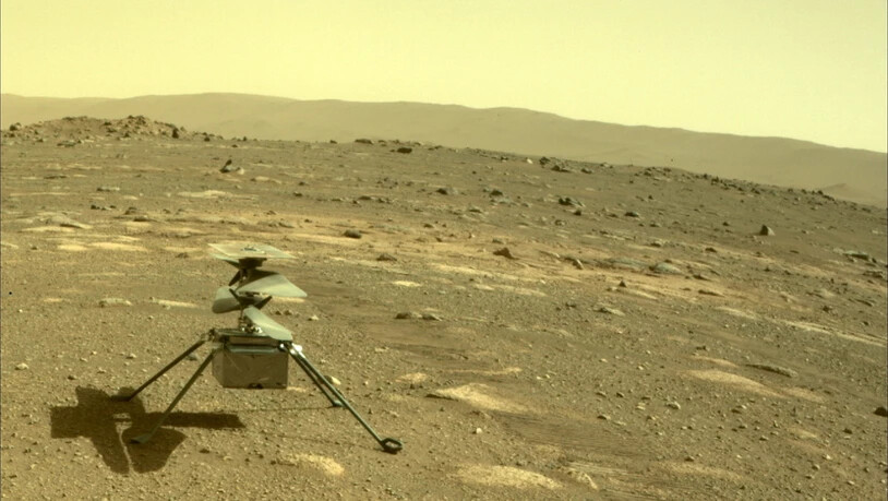 Der Mars-Hubschrauber "Ingenuity", dessen Mission eigentlich nur auf 30 Tage angelegt war, hat inzwischen schon mehr als 50 Flüge absolviert. Beim 53. Flug habe es allerdings einen kleinen Zwischenfall gegeben, teilte die US-Raumfahrtbehörde Nasa mit. …