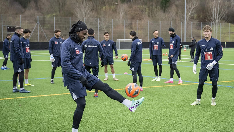 Asumah Abubakar, hier noch im Training mit dem FC Luzern, ist ab sofort ein Hopper