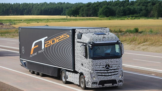 Daimler Truck steigert Umsatz trotz weniger verkaufter Fahrzeuge (Archivbild)