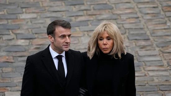 Hybrider Krieg: Russen verbreiten über Frankreichs Präsident Emmanuel Macron und seine Gattin Brigitte auf Social Media regelmässig Unwahrheiten.
