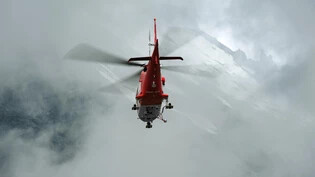 Die Rega stand mit ihren Rettungshelikoptern und -jets über Ostern rund 130 Mal im Einsatz.