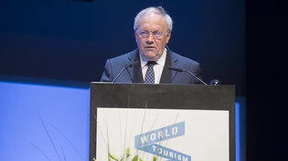 Bundesrat Johann Schneider-Ammann rief am Donnerstag am World Tourism Forum in Luzern zu Pioniergeist in der Tourismusbranche auf. (KEYSTONE/Urs Flueeler)