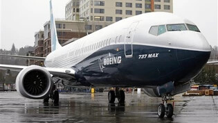 Testflüge vorerst eingestellt: Boeings neuer Jet 737 MAX kämpft mit Triebwerksproblemen. (Archivbild)