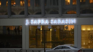 Ein deutsches Gericht verurteilte die Bank  J. Safra Sarasin dazu, dem Besitzer der deutschen Drogeriemarktkette Müller 45 Millionen Euro zu bezahlen. (Archiv)
