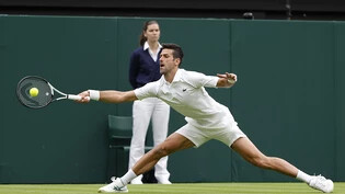 Schon ordentlich in Bedrängnis, aber am Ende in vier Sätzen erfolgreich: Titelverteidiger Novak Djokovic