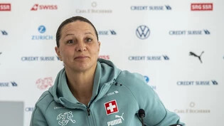 Die Schweizer Nationalspielerinnen wollen am Freitag gegen Sambia den ersten Sieg unter Coach Inka Grings