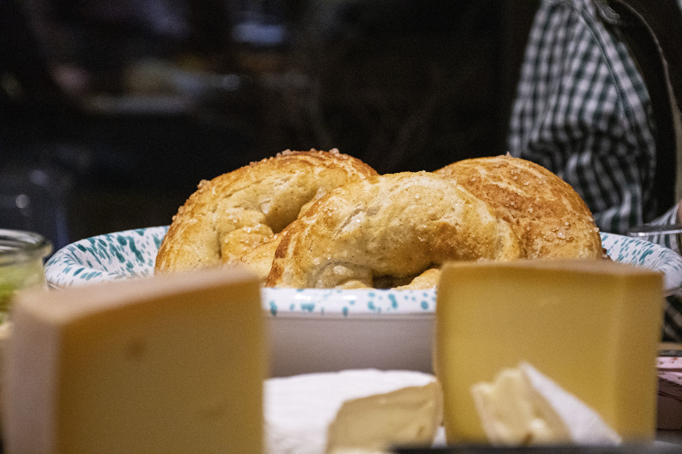 Den Magen füllen: Wie der Name schon sagt, gehört zum Krimidinner auch ein Menü, das zum Motto passt.