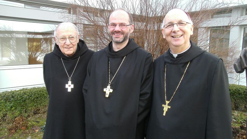 Die ersten drei Äbte: Anlässlich der Wahl von Emmanuel Rutz (Mitte) zum Abt im Jahr 2013 kamen als Gäste auch seine beiden Vorgänger, Ivo Auf der Maur (links) und Marian Eleganti, auf den Otmarsberg.