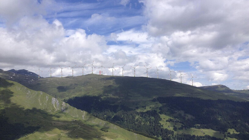 So haben die Projektgegner den Windpark im Lugnez visualisiert.