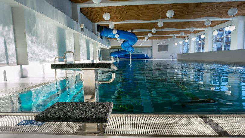 Das Angebot des Hallenbads «Aua Grava» umfasst unter anderem ein 25-Meter-Schwimmbecken.