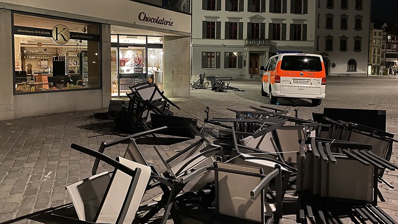 In der St. Galler Innenstadt ist es am Freitagabend zu Ausschreitungen gekommen. (Bild: Stadtpolizei St. Gallen)