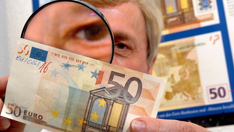 Der Euro soll demnächst auch in digitaler Form in Umlauf kommen. Die beiden Finanzminister Deutschlands und Frankreichs planen noch dieses Jahr ein entsprechender Versuch. (Symbolbild)