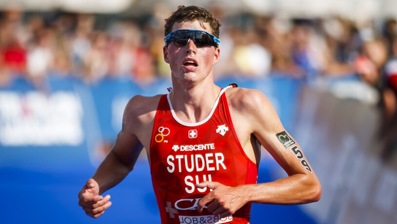 Der Triathlet Max Studer holt sich den Titel über die 10'000 m der Männer. (Archivbild)
