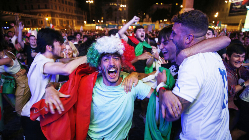 Jubel in Rom: Die Tifosi feiern den Finaleinzug