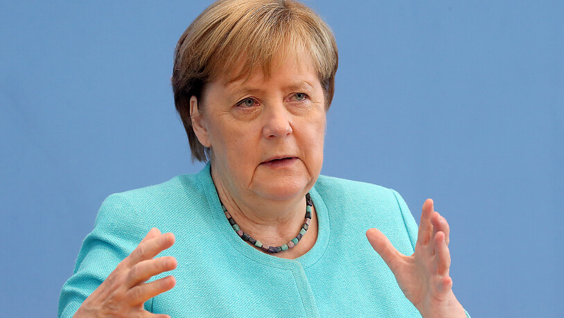 Bundeskanzlerin Angela Merkel stellt in der Bundespressekonferenz den Fragen der Journalisten. Foto: Wolfgang Kumm/dpa