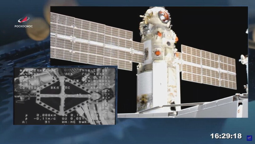 Das "Nauka"-Modul kurz bevor es an der ISS angedockt hatte. Einige Stunden später erfolgte an den Triebwerken des Moduls eine unbeabsichtigte Zündung, welche die ganze Raumstation ISS aus der Flugbahn warf. Es war das vorläufig letzte Kapitel einer…