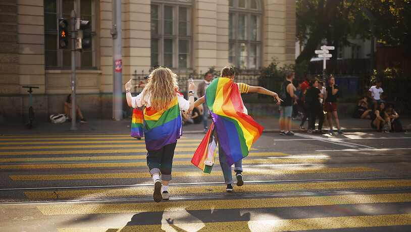 Die Zurich Pride mit über 20'000 Teilnehmenden ist laut der Polizei ohne nennenswerte Zwischenfälle verlaufen.