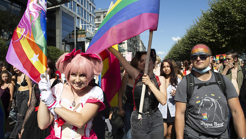 Die Pride-Kundgebung zog am Samstagnachmittag durch die Genfer Innenstadt.