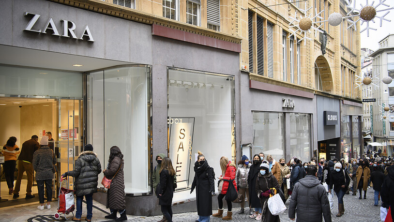 Die Zara-Muttergesellschaft Inditex erwartet auch im Herbst- und Winterhalbjahr wieder gute Geschäfte (Archivbild).
