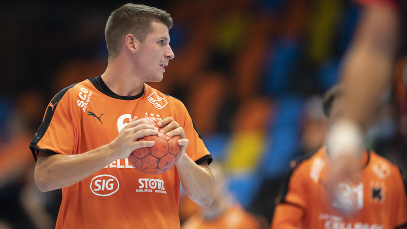Kadettens Captain Dimitrij Küttel, hier bei einem Einsatz vor seiner langen Auszeit, ist zurück im Handball-Geschehen