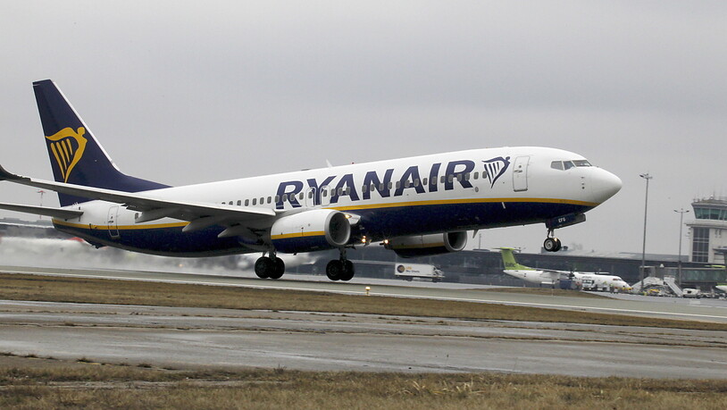 Im dritten Quartal sind die Flieger der Billigairline Ryanair wieder vermehrt abgehoben. Die Gruppe hat erstmals seit Ausbruch der Coronapandemie wieder einen Quartalsgewinn erzielt.(Archivbild)