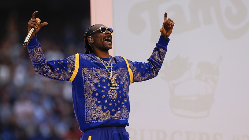 Die Hauptdarsteller der Halbzeitshow: Snoop Dogg...