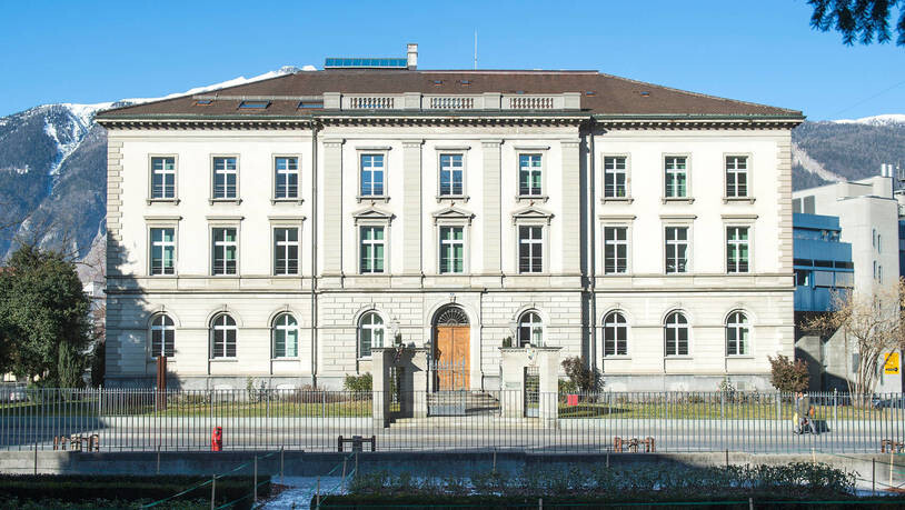 Das Staatsgebäudes an der Churer Grabenstrasse wird dem neuen Obergericht als Domizil dienen. 