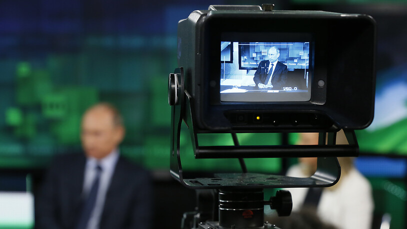 Swisscom und Sunrise UPC haben den russischen Staatssender Russia Today (RT) aus ihren Programmen genommen. (Archivbild)