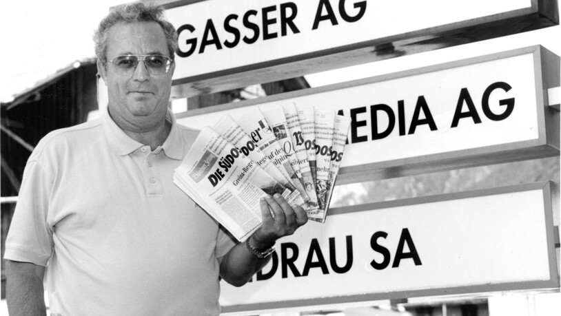 Ganz neu: Ab 1997 heisst die ehemalige Bündner Zeitung neu «Südostschweiz». Im Bild der damalige Verleger, Hanspeter Lebrument.