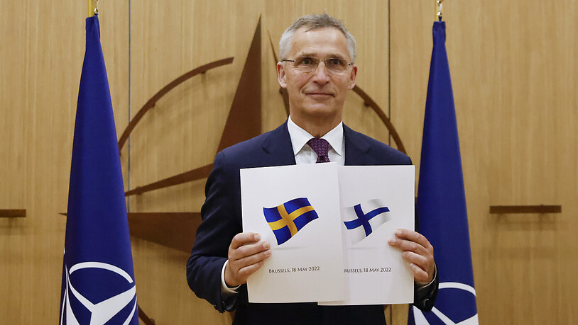 NATO-Generalsekretär Jens Stoltenberg zeigt sich zuversichtlich, dass die Norderweiterung um Schweden und Finnland schnell realisiert wird, trotz des Vetos der Türkei. Foto: Johanna Geron/Reuters Pool/dpa