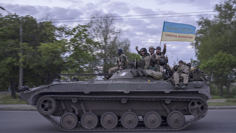 Die ukrainische Armee kontert im Süden des Landes zwischen den Gebieten Mykolajiw und Cherson mit einer Gegenoffensive zum russischen Vormarsch im Donbass. Foto: Bernat Armangue/AP/dpa
