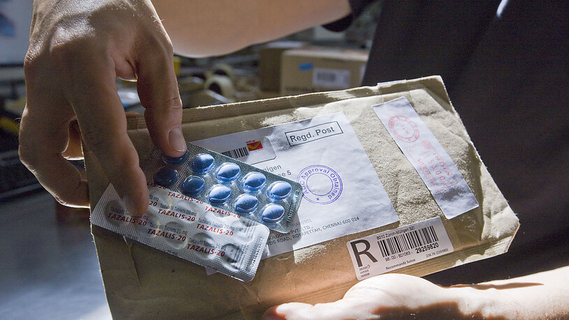 Potenz-Pillen dominieren den illegalen Medikamentenhandel übers Internet. (Archivbild)