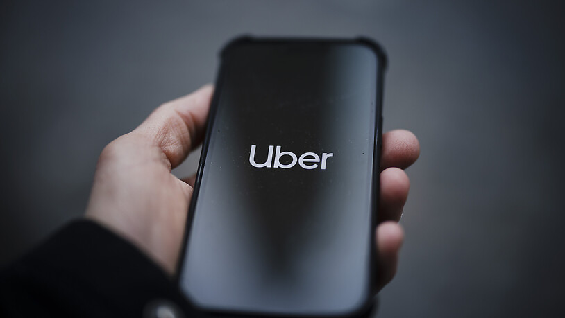 Der Taxi-Rivale Uber ist im zweiten Quartal trotz Inflations- und Rezessionssorgen stark gewachsen. Der Umsatz verdoppelte sich im Jahresvergleich auf 8,1 Milliarden US-Dollar. (Archivbild)