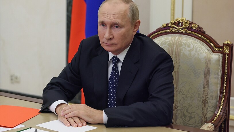 Wladimir Putin, Präsident von Russland, bei der Leitung einer Sitzung des Sicherheitsrates per Videokonferenz. Foto: Gavriil Grigorov/Pool Sputnik Kremlin/AP/dpa