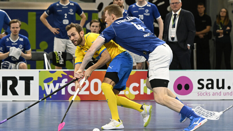 Vorgezogener Final: Die Schweden mit Albin Sjörgren und die Finnen mit Konsta Tykkylainen liefern sich einen engen Halbfinal-Fight.
