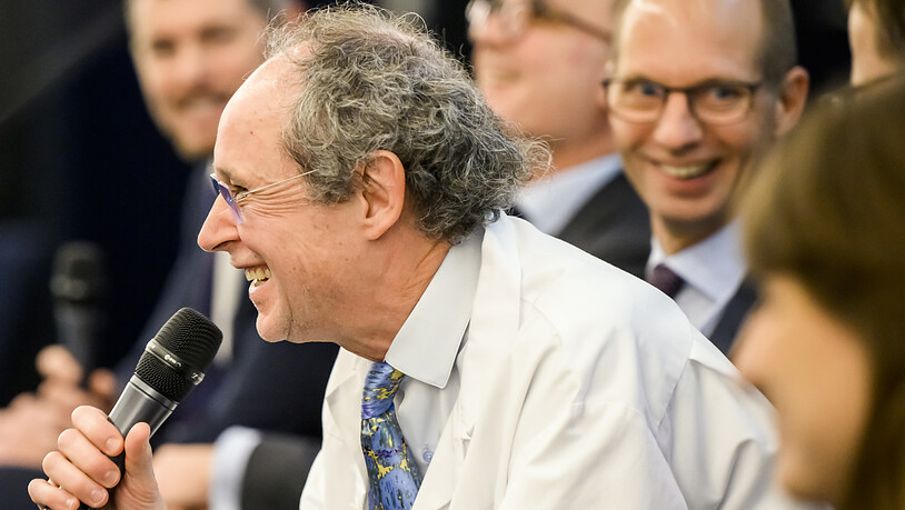 Jean Bourhis, Chefonkologe am Lausanner Universitätsspital CHUV, am Freitag bei der Präsentation der Flash-Strahlentherapie.