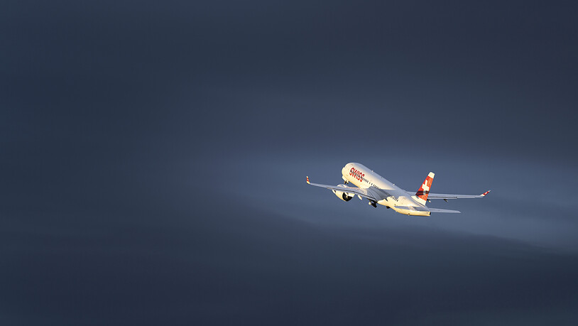 Schweizerinnen und Schweizer kennen keine Flugscham: "Die Leute wollen wieder fliegen", sagte ITS-Coop-Travel-Chef Andi Restle im Interview mit der "SonntagsZeitung". (Archivbild)