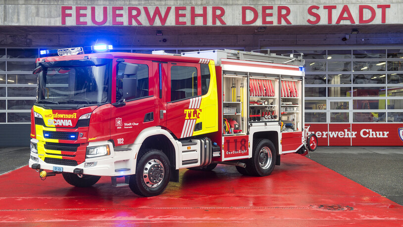 Ereignisreiche Nacht: Die Feuerwehr der Stadt Chur rückte in der Silvesternacht unter anderem zu einem Balkonbrand aus.