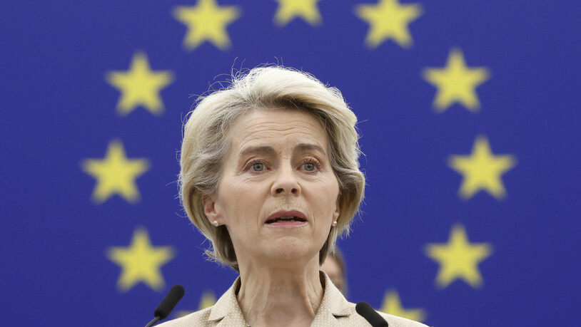 ARCHIV - Ursula von der Leyen kündigt weitere EU-Sanktionen gegen Belarus an. Foto: Jean-Francois Badias/AP/dpa