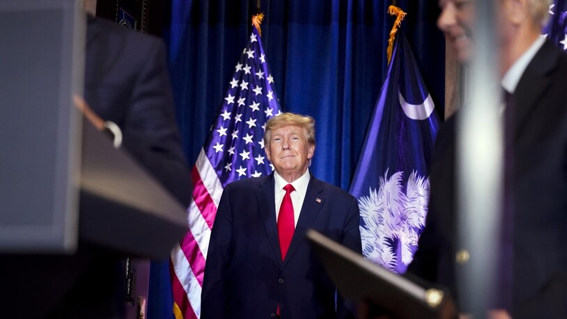 Donald Trump bei einer Wahlkampfveranstaltung im US-Bundesstaat South Carolina, rechts von ihm Parteikollege Lindsey Graham. Foto: Alex Brandon/AP/dpa