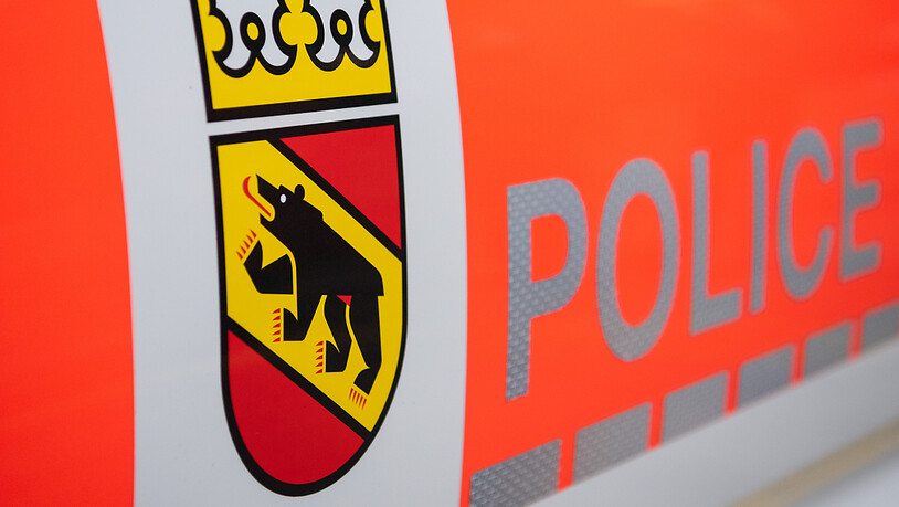 Nach mehrmonatigen Ermittlungen hat die Kantonspolizei Bern einen umfangreichen Online-Drogenhandel in Millionenhöhe aufgedeckt. (Symbolbild)