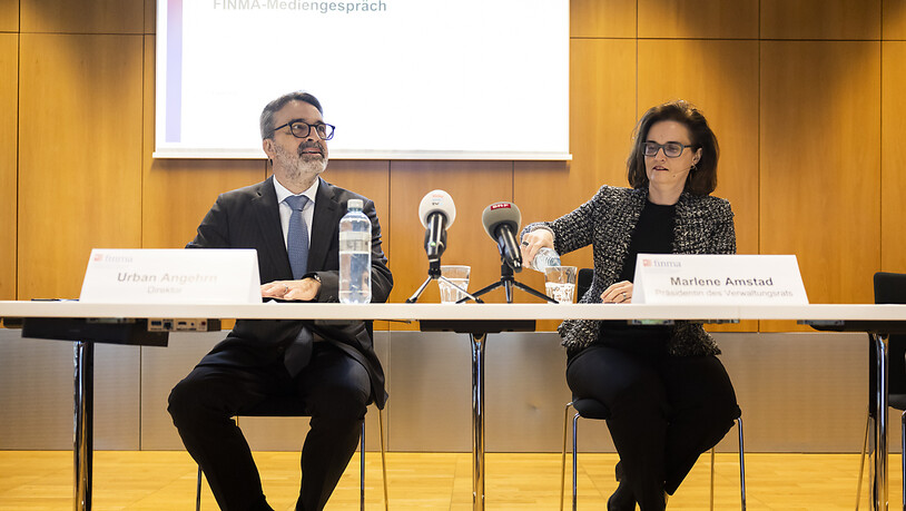 Wünschen schärfere Sanktionsmöglichkeiten: Finma-VR-Präsidentin Marlene Amstad (rechts) und Finma-Direktor Urban Angehrn.