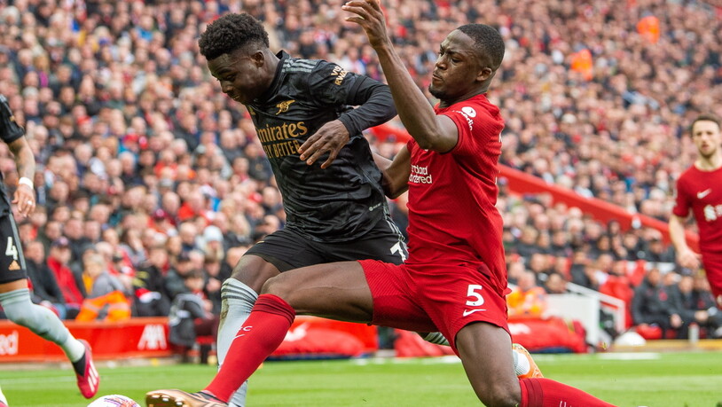 Liverpools Ibrahima Konaté stoppt Bukayo Saka