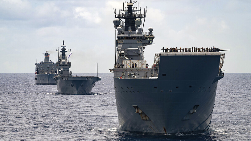 HANDOUT - Die australische Regierung hat einen Bericht über die Verteidigungsstrategie des Landes veröffentlicht, in dem eine umfassende Überarbeitung der Streitkräfte empfohlen wird. Foto: Petty Officer 2nd Class Wesley R/Australian Defense Force/AP/dpa…