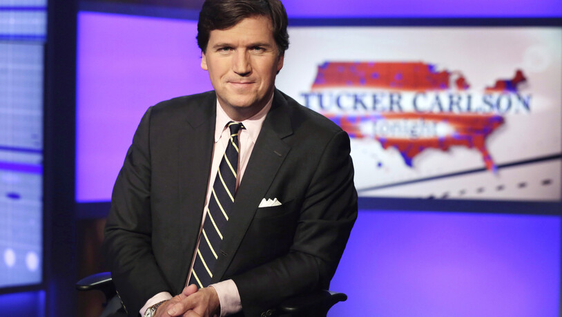 ARCHIV - Tucker Carlson galt als eine der bekanntesten Persönlichkeiten des Senders Fox News. Foto: Richard Drew/AP