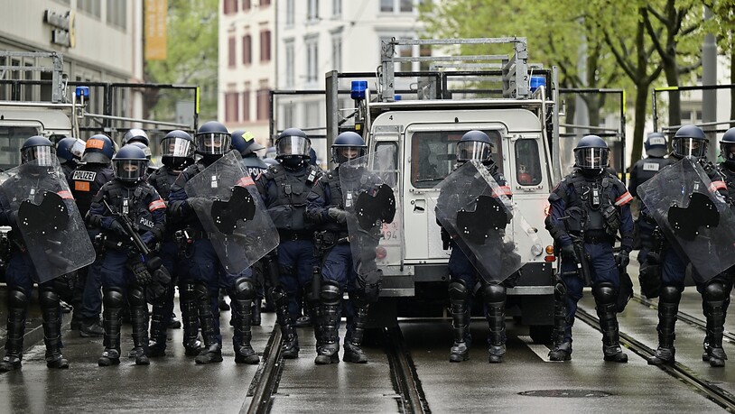 Grosses Polizeiaufgebot in Basel.