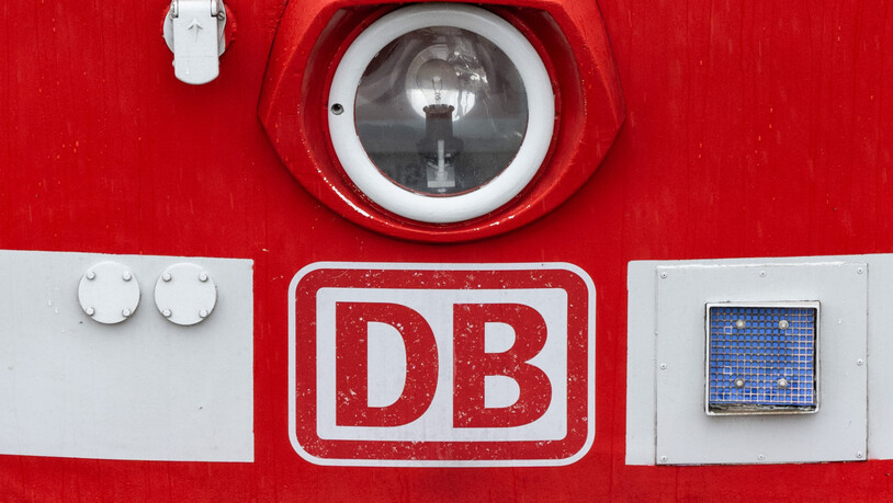 Der angekündigte Warnstreik bei der Deutschen Bahn ist von der Gewerkschaft abgesagt worden. (Archivbild)