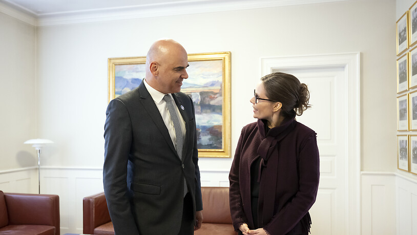 Bundespräsident Alain Berset traf sich am Mittwoch in Reykjavik vor Beginn des Europarat-Gipfels mit der isländischen Premierministerin Katrin Jakobsdottir.